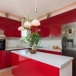 Villa 5-bed With Pool, Jacuzzi&padel Court